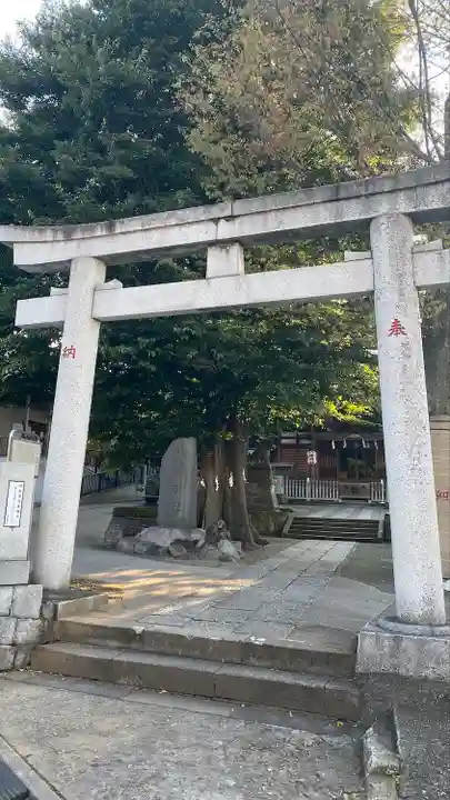 滝野川八幡神社の鳥居