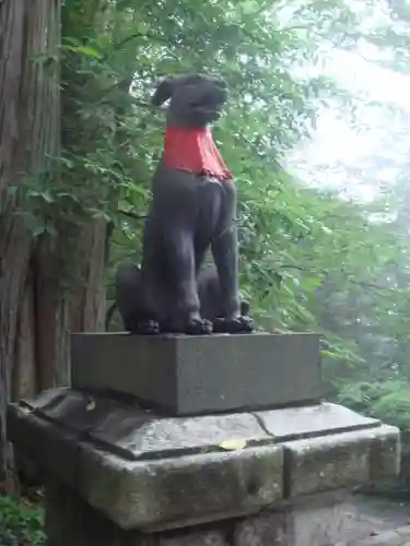 三峯神社の狛犬