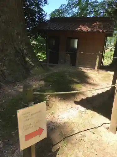 吉部八幡宮の建物その他