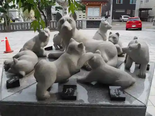 西野神社の狛犬