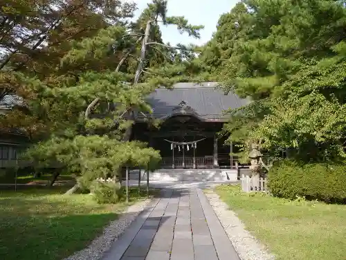 彌高神社の本殿