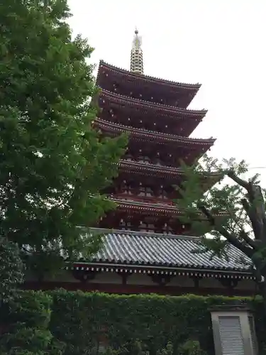 浅草寺の塔