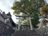 猪名部神社の{uncategorized: "未分類", other: "その他", undefined: "問題あり", building: "その他建物", grave: "お墓", sacred_gate: "鳥居", guardian: "狛犬", statue: "像", buddha: "仏像", history: "歴史", nature: "自然", garden: "庭園", animal: "動物", pagoda: "塔", temizu: "手水舎", mountain_gate: "山門・神門", sanctuary: "本殿・本堂", subordinate: "末社・摂社", art: "芸術", scenery: "景色", jizo: "地蔵", ema: "絵馬", goshuin: "御朱印", omikuji: "おみくじ", items: "授与品その他", amulet: "お守り", goshuincho: "御朱印帳", eats: "食事", festival: "お祭り", votive_dance: "神楽", shichigosan: "七五三参", wedding: "結婚式", experience: "体験その他", initially: "初詣", around: "周辺", anti_infection: "感染症対策"}