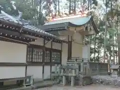 諏訪神社の本殿