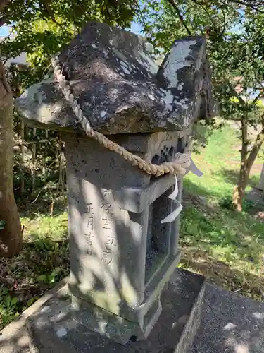 三峯神社の末社