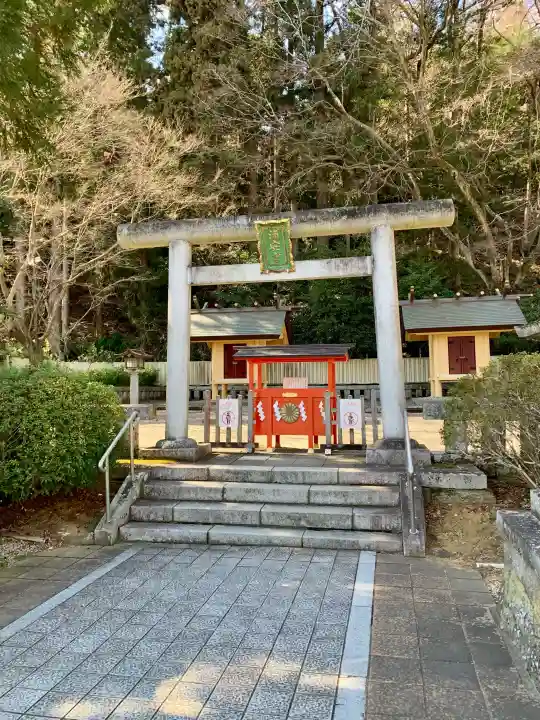 浦安宮の{uncategorized: "未分類", other: "その他", undefined: "問題あり", building: "その他建物", grave: "お墓", sacred_gate: "鳥居", guardian: "狛犬", statue: "像", buddha: "仏像", history: "歴史", nature: "自然", garden: "庭園", animal: "動物", pagoda: "塔", temizu: "手水舎", mountain_gate: "山門・神門", sanctuary: "本殿・本堂", subordinate: "末社・摂社", art: "芸術", scenery: "景色", jizo: "地蔵", ema: "絵馬", goshuin: "御朱印", omikuji: "おみくじ", items: "授与品その他", amulet: "お守り", goshuincho: "御朱印帳", eats: "食事", festival: "お祭り", votive_dance: "神楽", shichigosan: "七五三参", wedding: "結婚式", experience: "体験その他", initially: "初詣", around: "周辺", anti_infection: "感染症対策"}