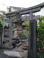 福徳稲荷神社の鳥居