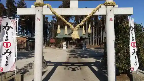 鹿嶋三嶋神社の鳥居