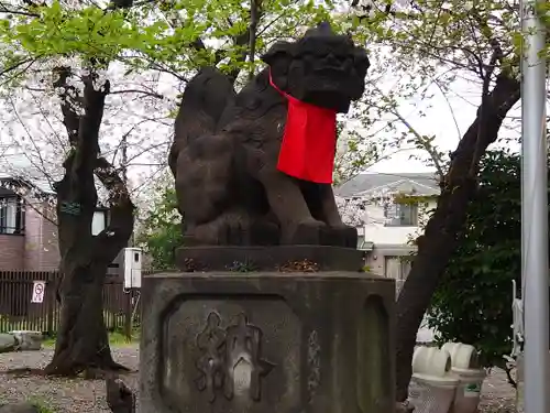 市谷亀岡八幡宮の狛犬