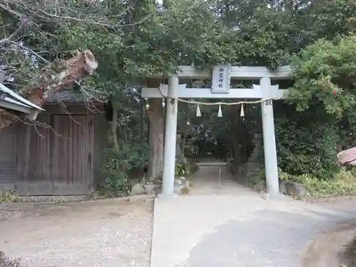 御霊神社の鳥居