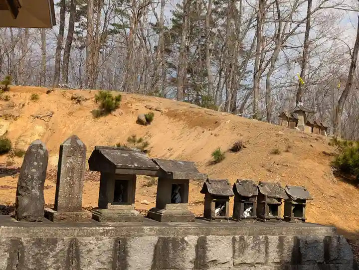 三渡神社の末社・摂社