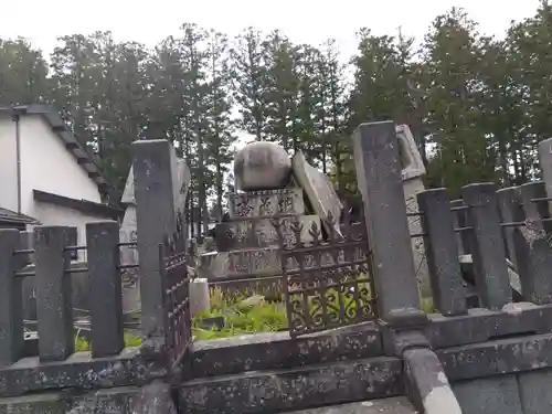 本誓寺(新潟県)