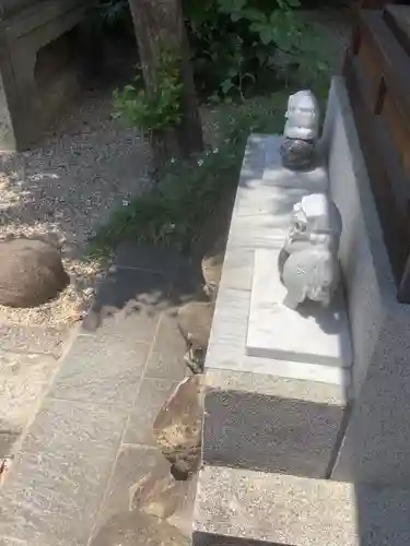 三輪神社の狛犬