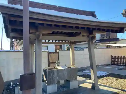 成田山　薬師堂（旧本堂）の{uncategorized: "未分類", other: "その他", undefined: "問題あり", building: "その他建物", grave: "お墓", sacred_gate: "鳥居", guardian: "狛犬", statue: "像", buddha: "仏像", history: "歴史", nature: "自然", garden: "庭園", animal: "動物", pagoda: "塔", temizu: "手水舎", mountain_gate: "山門・神門", sanctuary: "本殿・本堂", subordinate: "末社・摂社", art: "芸術", scenery: "景色", jizo: "地蔵", ema: "絵馬", goshuin: "御朱印", omikuji: "おみくじ", items: "授与品その他", amulet: "お守り", goshuincho: "御朱印帳", eats: "食事", festival: "お祭り", votive_dance: "神楽", shichigosan: "七五三参", wedding: "結婚式", experience: "体験その他", initially: "初詣", around: "周辺", anti_infection: "感染症対策"}