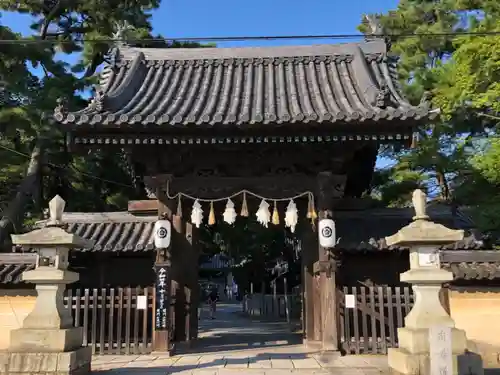 高砂神社の山門・神門