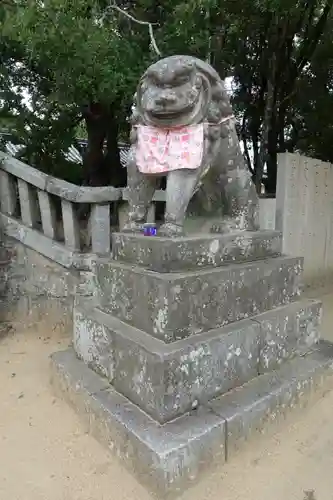 白鳥神社の狛犬