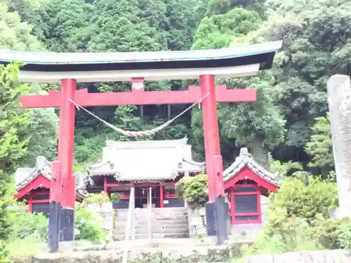 韓国宇豆峰神社の鳥居