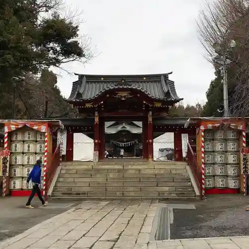 秩父神社の山門・神門
