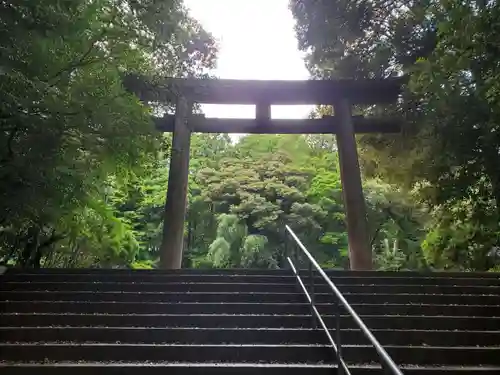 近江神宮の鳥居