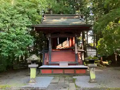 北口本宮冨士浅間神社の末社・摂社