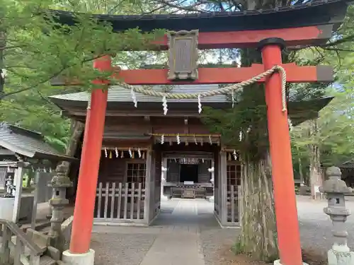 淺間神社（忍野八海）の鳥居