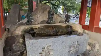 浅草神社の手水舎
