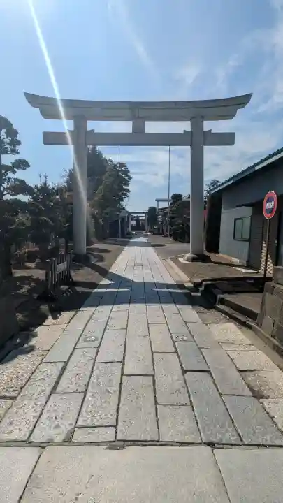 健田須賀神社の{uncategorized: "未分類", other: "その他", undefined: "問題あり", building: "その他建物", grave: "お墓", sacred_gate: "鳥居", guardian: "狛犬", statue: "像", buddha: "仏像", history: "歴史", nature: "自然", garden: "庭園", animal: "動物", pagoda: "塔", temizu: "手水舎", mountain_gate: "山門・神門", sanctuary: "本殿・本堂", subordinate: "末社・摂社", art: "芸術", scenery: "景色", jizo: "地蔵", ema: "絵馬", goshuin: "御朱印", omikuji: "おみくじ", items: "授与品その他", amulet: "お守り", goshuincho: "御朱印帳", eats: "食事", festival: "お祭り", votive_dance: "神楽", shichigosan: "七五三参", wedding: "結婚式", experience: "体験その他", initially: "初詣", around: "周辺", anti_infection: "感染症対策"}