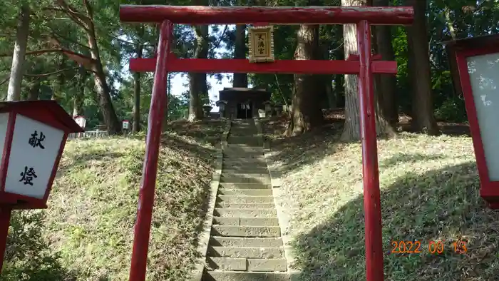 八幡神社の鳥居