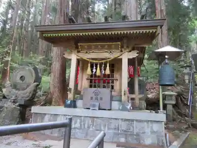 御嶽神社(王滝口）里宮の末社・摂社