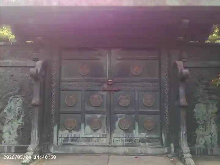 増上寺の{uncategorized: "未分類", other: "その他", undefined: "問題あり", building: "その他建物", grave: "お墓", sacred_gate: "鳥居", guardian: "狛犬", statue: "像", buddha: "仏像", history: "歴史", nature: "自然", garden: "庭園", animal: "動物", pagoda: "塔", temizu: "手水舎", mountain_gate: "山門・神門", sanctuary: "本殿・本堂", subordinate: "末社・摂社", art: "芸術", scenery: "景色", jizo: "地蔵", ema: "絵馬", goshuin: "御朱印", omikuji: "おみくじ", items: "授与品その他", amulet: "お守り", goshuincho: "御朱印帳", eats: "食事", festival: "お祭り", votive_dance: "神楽", shichigosan: "七五三参", wedding: "結婚式", experience: "体験その他", initially: "初詣", around: "周辺", anti_infection: "感染症対策"}