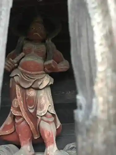 法養寺薬師堂の仏像