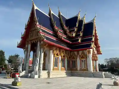 ワットパクナム日本別院の本殿・本堂