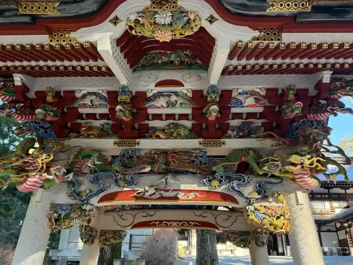 三峯神社の{uncategorized: "未分類", other: "その他", undefined: "問題あり", building: "その他建物", grave: "お墓", sacred_gate: "鳥居", guardian: "狛犬", statue: "像", buddha: "仏像", history: "歴史", nature: "自然", garden: "庭園", animal: "動物", pagoda: "塔", temizu: "手水舎", mountain_gate: "山門・神門", sanctuary: "本殿・本堂", subordinate: "末社・摂社", art: "芸術", scenery: "景色", jizo: "地蔵", ema: "絵馬", goshuin: "御朱印", omikuji: "おみくじ", items: "授与品その他", amulet: "お守り", goshuincho: "御朱印帳", eats: "食事", festival: "お祭り", votive_dance: "神楽", shichigosan: "七五三参", wedding: "結婚式", experience: "体験その他", initially: "初詣", around: "周辺", anti_infection: "感染症対策"}