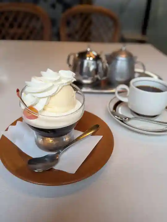 くまくま神社(導きの社 熊野町熊野神社)(東京都)