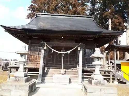 熊野神社の本殿