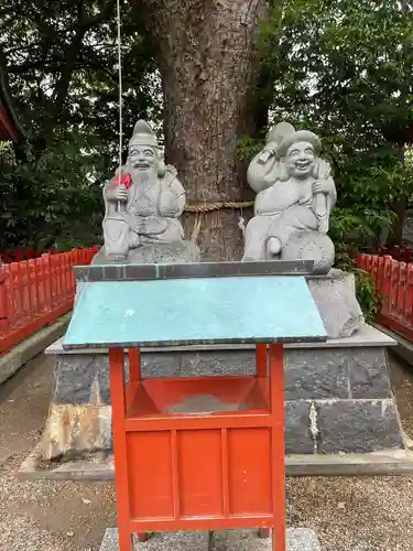 長田神社の像