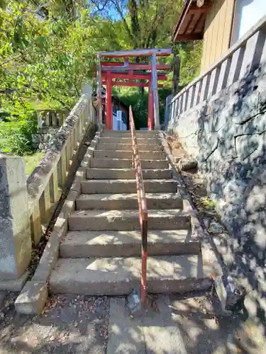 竹山随護稲荷神社の鳥居