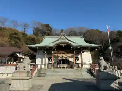 本牧神社の{uncategorized: "未分類", other: "その他", undefined: "問題あり", building: "その他建物", grave: "お墓", sacred_gate: "鳥居", guardian: "狛犬", statue: "像", buddha: "仏像", history: "歴史", nature: "自然", garden: "庭園", animal: "動物", pagoda: "塔", temizu: "手水舎", mountain_gate: "山門・神門", sanctuary: "本殿・本堂", subordinate: "末社・摂社", art: "芸術", scenery: "景色", jizo: "地蔵", ema: "絵馬", goshuin: "御朱印", omikuji: "おみくじ", items: "授与品その他", amulet: "お守り", goshuincho: "御朱印帳", eats: "食事", festival: "お祭り", votive_dance: "神楽", shichigosan: "七五三参", wedding: "結婚式", experience: "体験その他", initially: "初詣", around: "周辺", anti_infection: "感染症対策"}