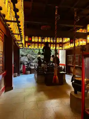 太融寺の{uncategorized: "未分類", other: "その他", undefined: "問題あり", building: "その他建物", grave: "お墓", sacred_gate: "鳥居", guardian: "狛犬", statue: "像", buddha: "仏像", history: "歴史", nature: "自然", garden: "庭園", animal: "動物", pagoda: "塔", temizu: "手水舎", mountain_gate: "山門・神門", sanctuary: "本殿・本堂", subordinate: "末社・摂社", art: "芸術", scenery: "景色", jizo: "地蔵", ema: "絵馬", goshuin: "御朱印", omikuji: "おみくじ", items: "授与品その他", amulet: "お守り", goshuincho: "御朱印帳", eats: "食事", festival: "お祭り", votive_dance: "神楽", shichigosan: "七五三参", wedding: "結婚式", experience: "体験その他", initially: "初詣", around: "周辺", anti_infection: "感染症対策"}