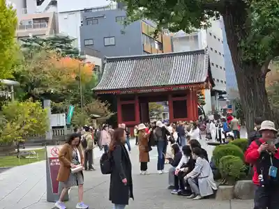 浅草寺の山門・神門