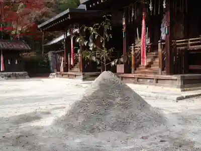 石座神社の本殿・本堂