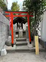 代沢稲荷の本殿・本堂