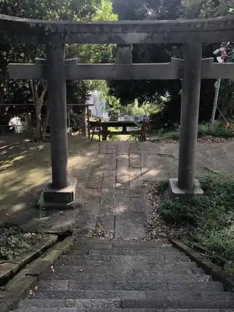 子安八幡神社の鳥居