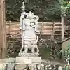 御髪神社の像