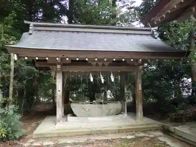 倭文神社の手水舎
