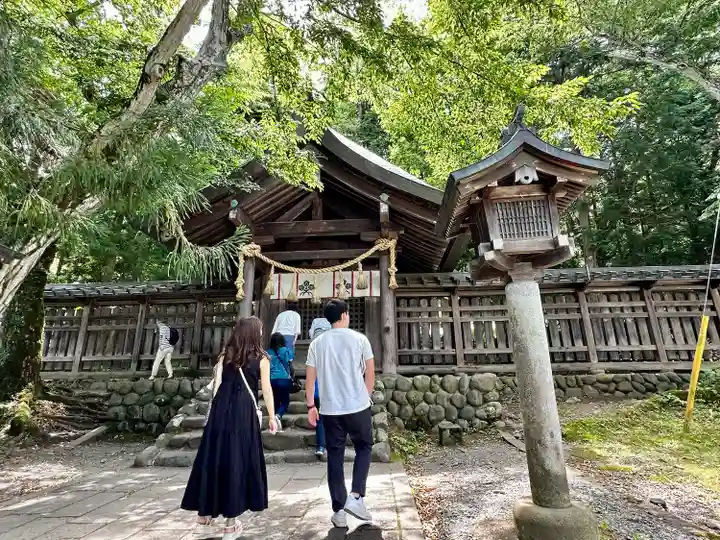 諏訪大社上社前宮(長野県)