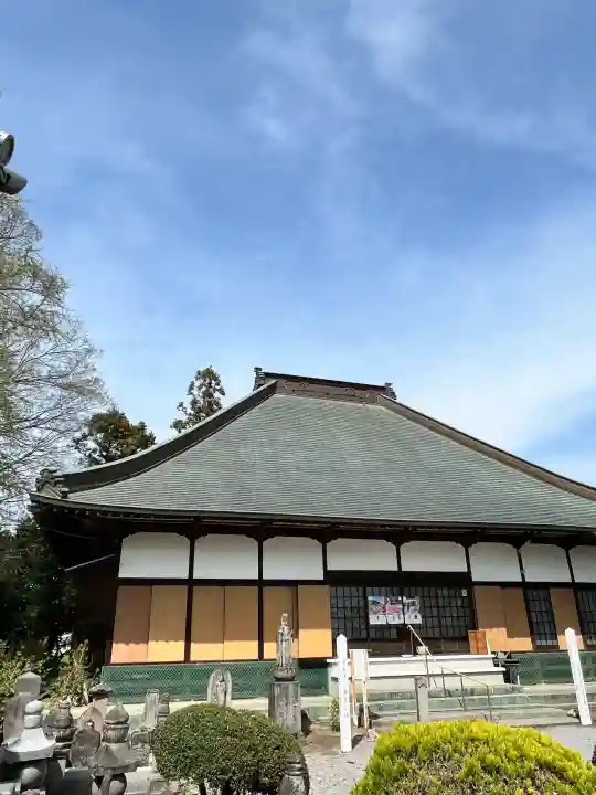 覚本寺の{uncategorized: "未分類", other: "その他", undefined: "問題あり", building: "その他建物", grave: "お墓", sacred_gate: "鳥居", guardian: "狛犬", statue: "像", buddha: "仏像", history: "歴史", nature: "自然", garden: "庭園", animal: "動物", pagoda: "塔", temizu: "手水舎", mountain_gate: "山門・神門", sanctuary: "本殿・本堂", subordinate: "末社・摂社", art: "芸術", scenery: "景色", jizo: "地蔵", ema: "絵馬", goshuin: "御朱印", omikuji: "おみくじ", items: "授与品その他", amulet: "お守り", goshuincho: "御朱印帳", eats: "食事", festival: "お祭り", votive_dance: "神楽", shichigosan: "七五三参", wedding: "結婚式", experience: "体験その他", initially: "初詣", around: "周辺", anti_infection: "感染症対策"}