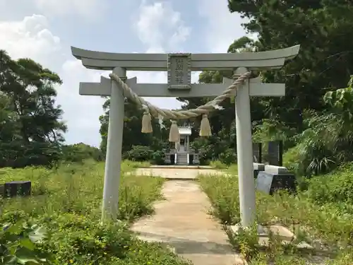 尖閣神社の鳥居