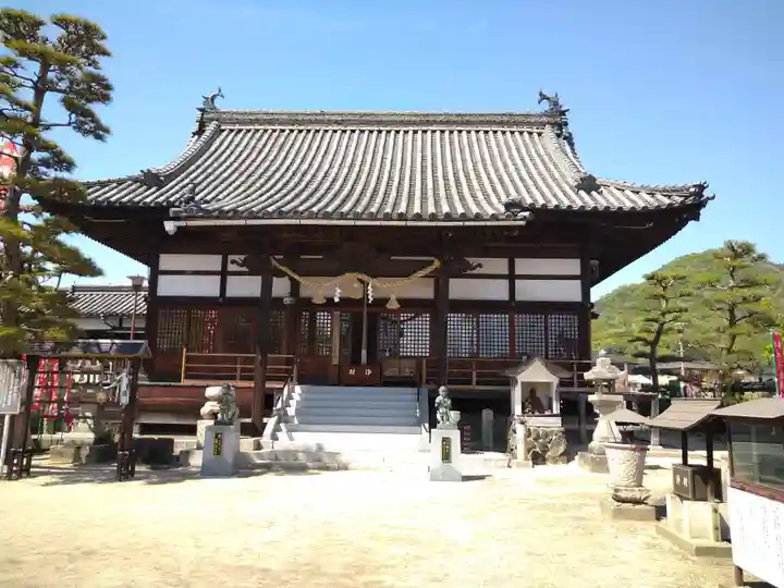 多聞寺の本殿・本堂