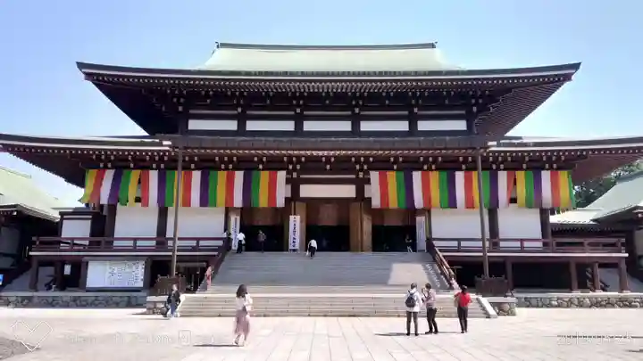 成田山新勝寺の本殿・本堂